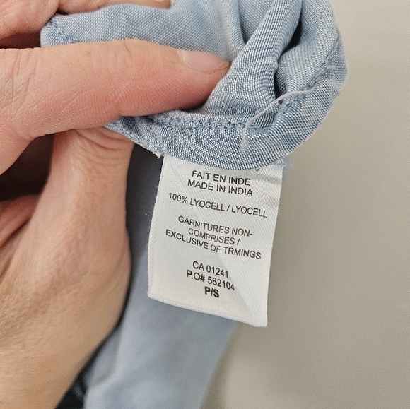 Midi  jeans skirt with flowers embroidery by Twik size small. - Picture 6 of 7